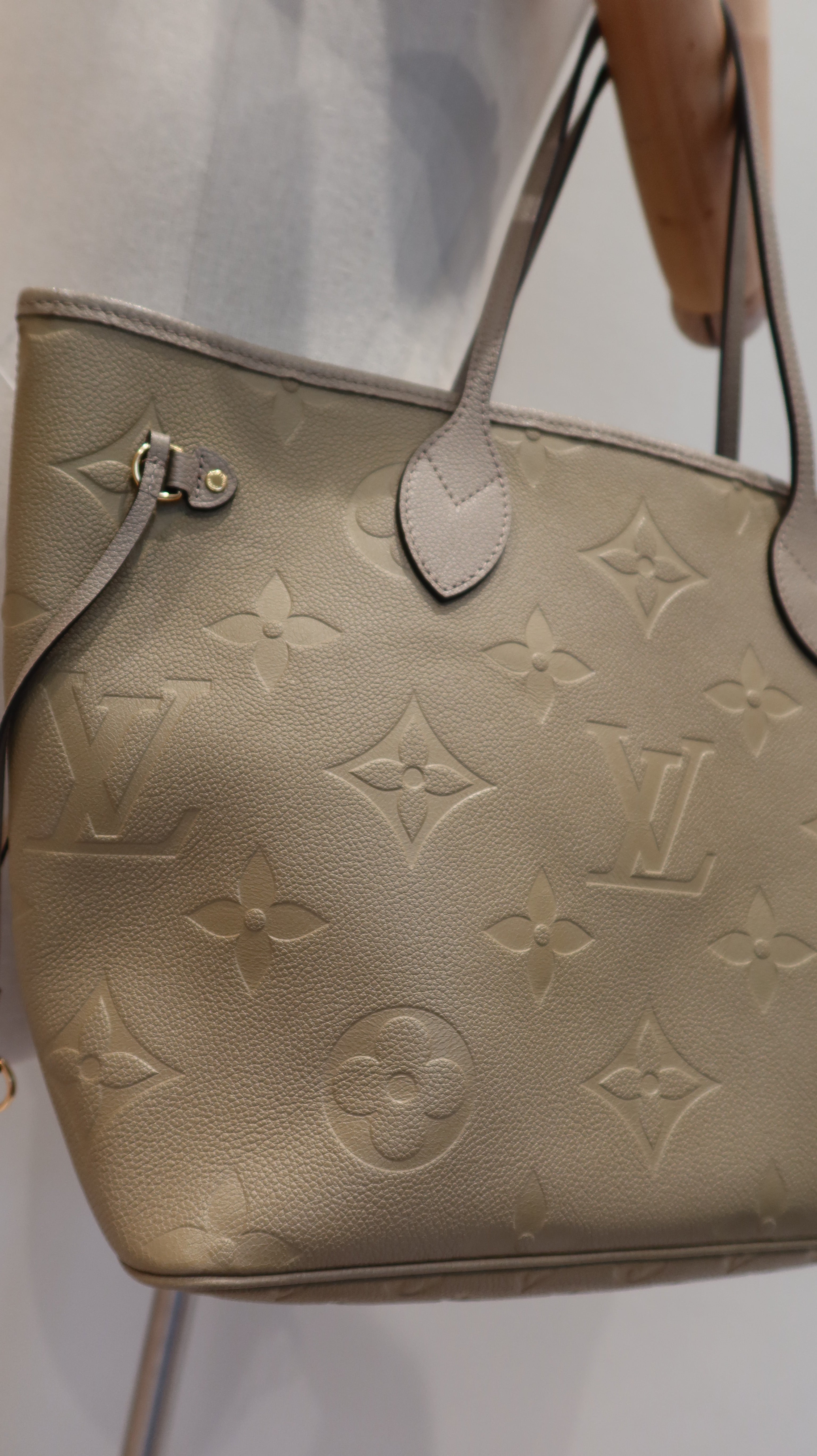 Louis Vuitton Neverfull MM