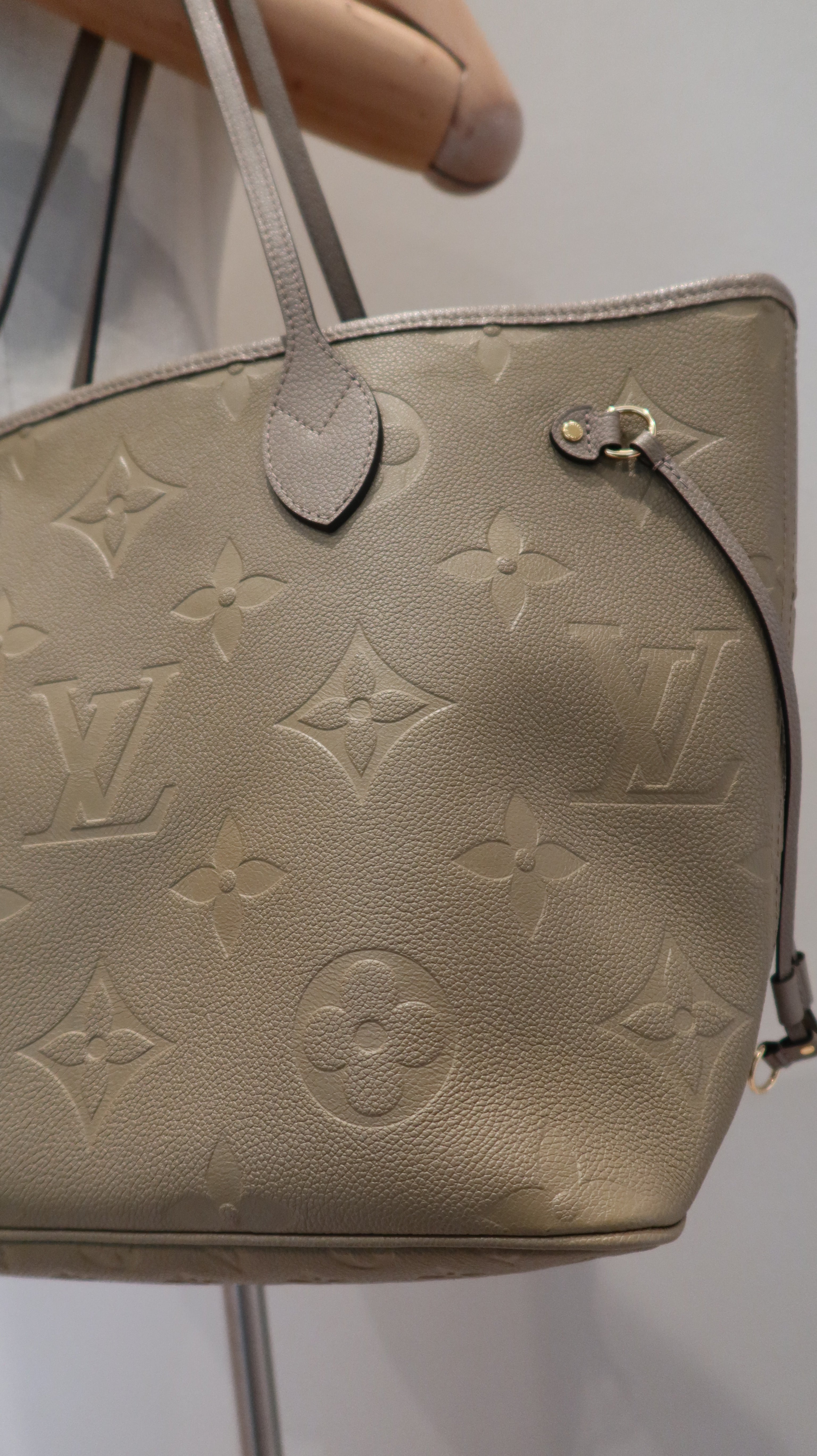 Louis Vuitton Neverfull MM