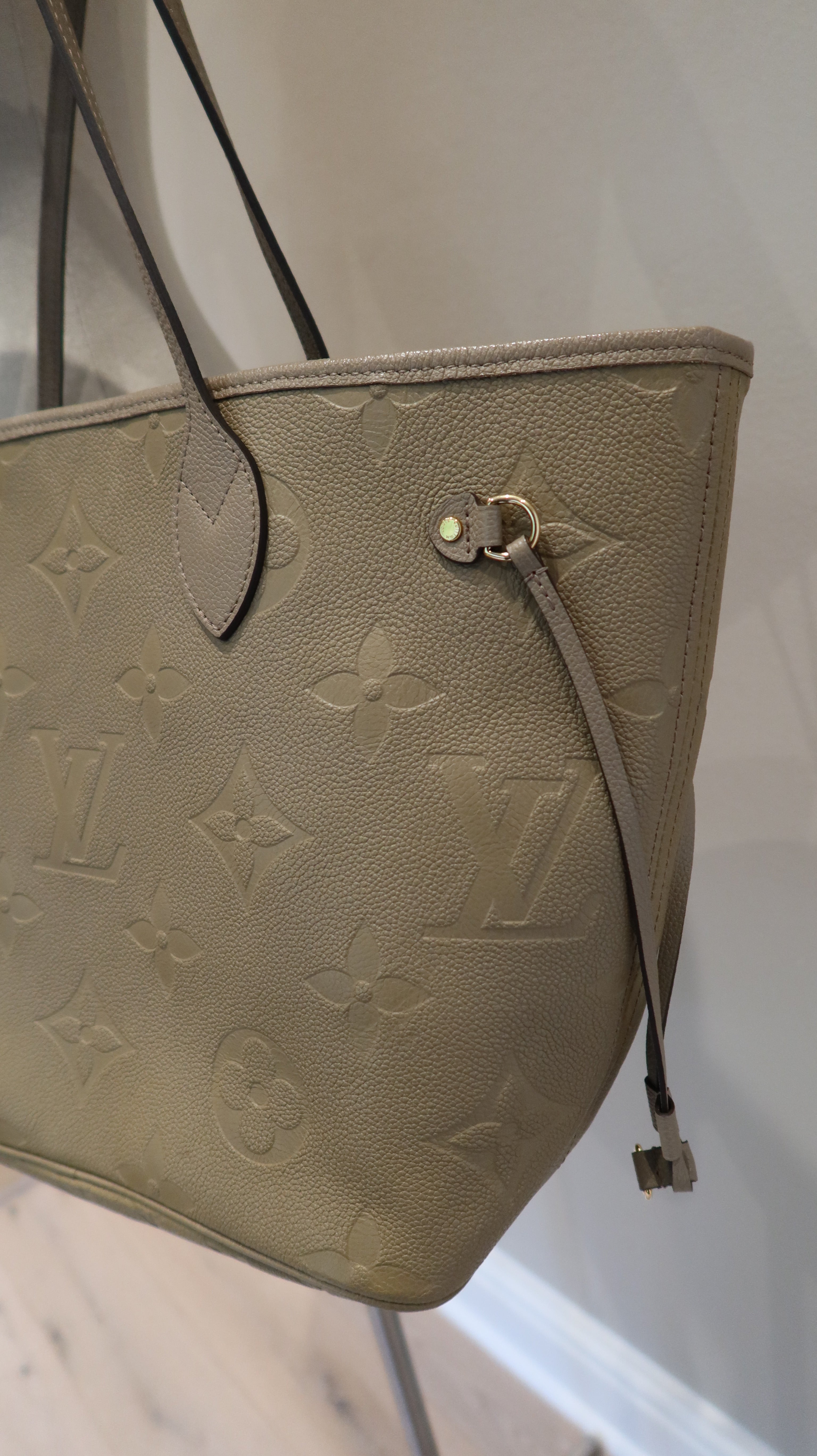Louis Vuitton Neverfull MM