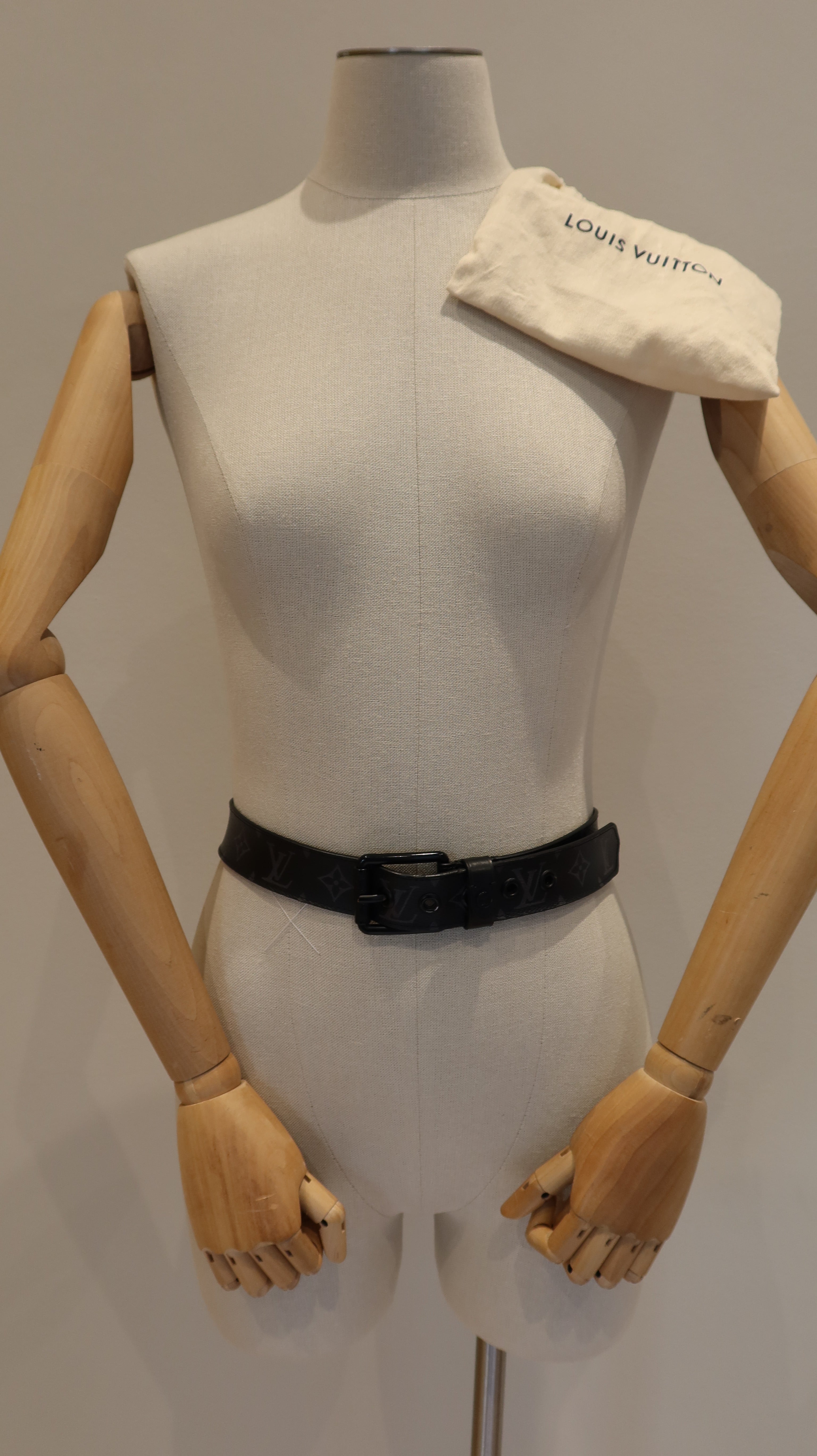 Louis Vuitton Mens Belt (100/40)