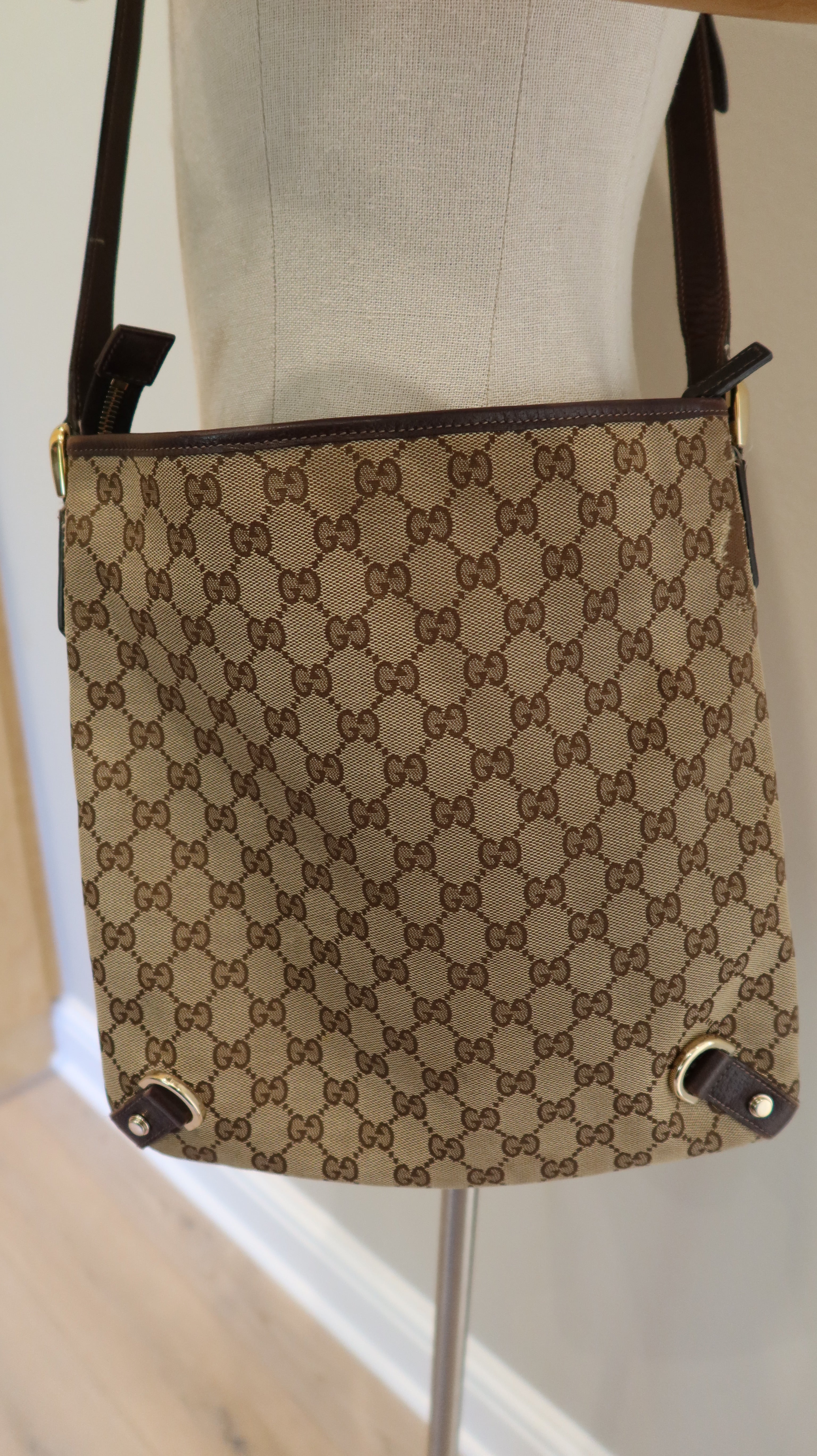 Gucci Shoulder Bag