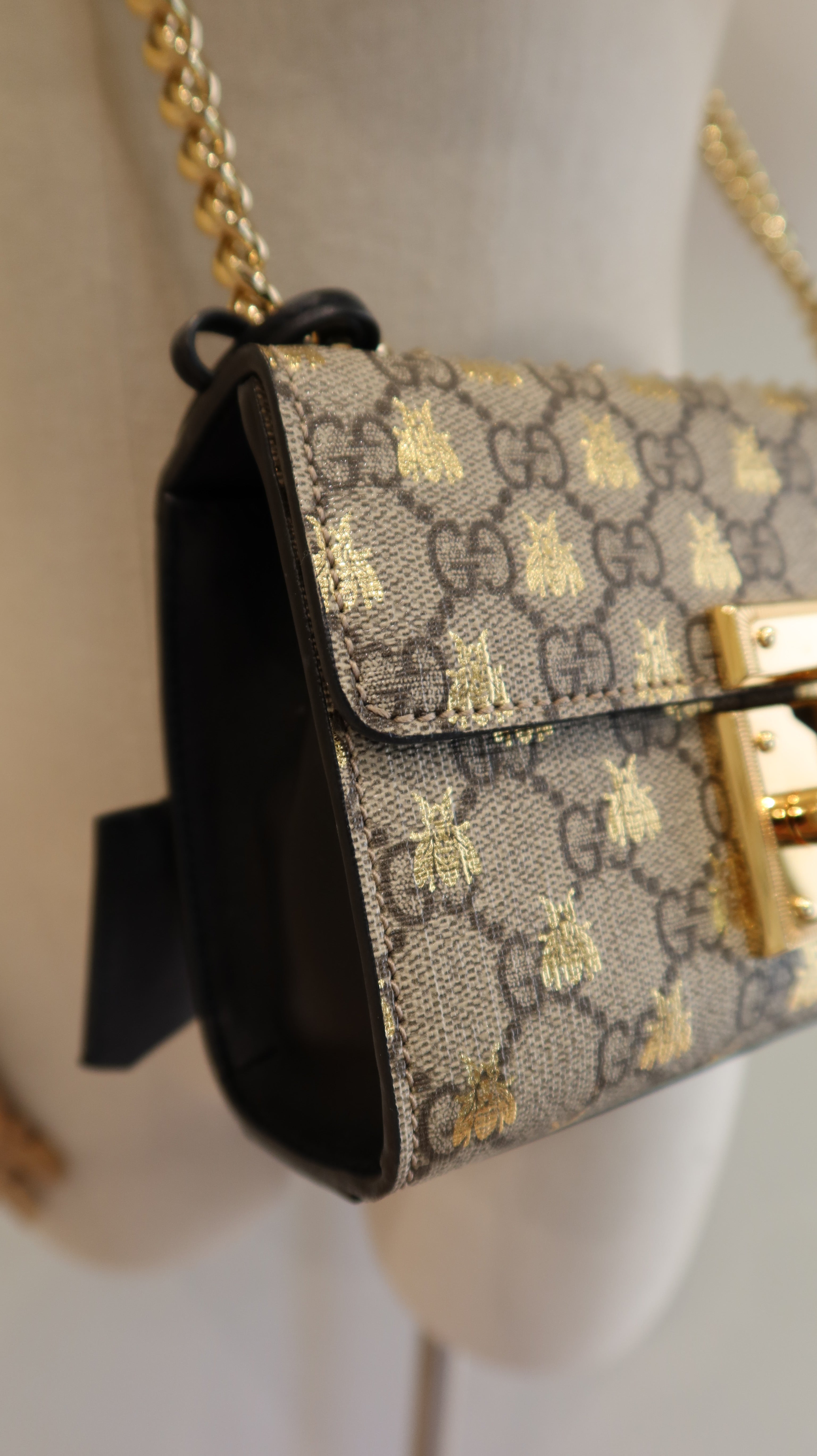 Gucci GG Supreme Padlock Bag