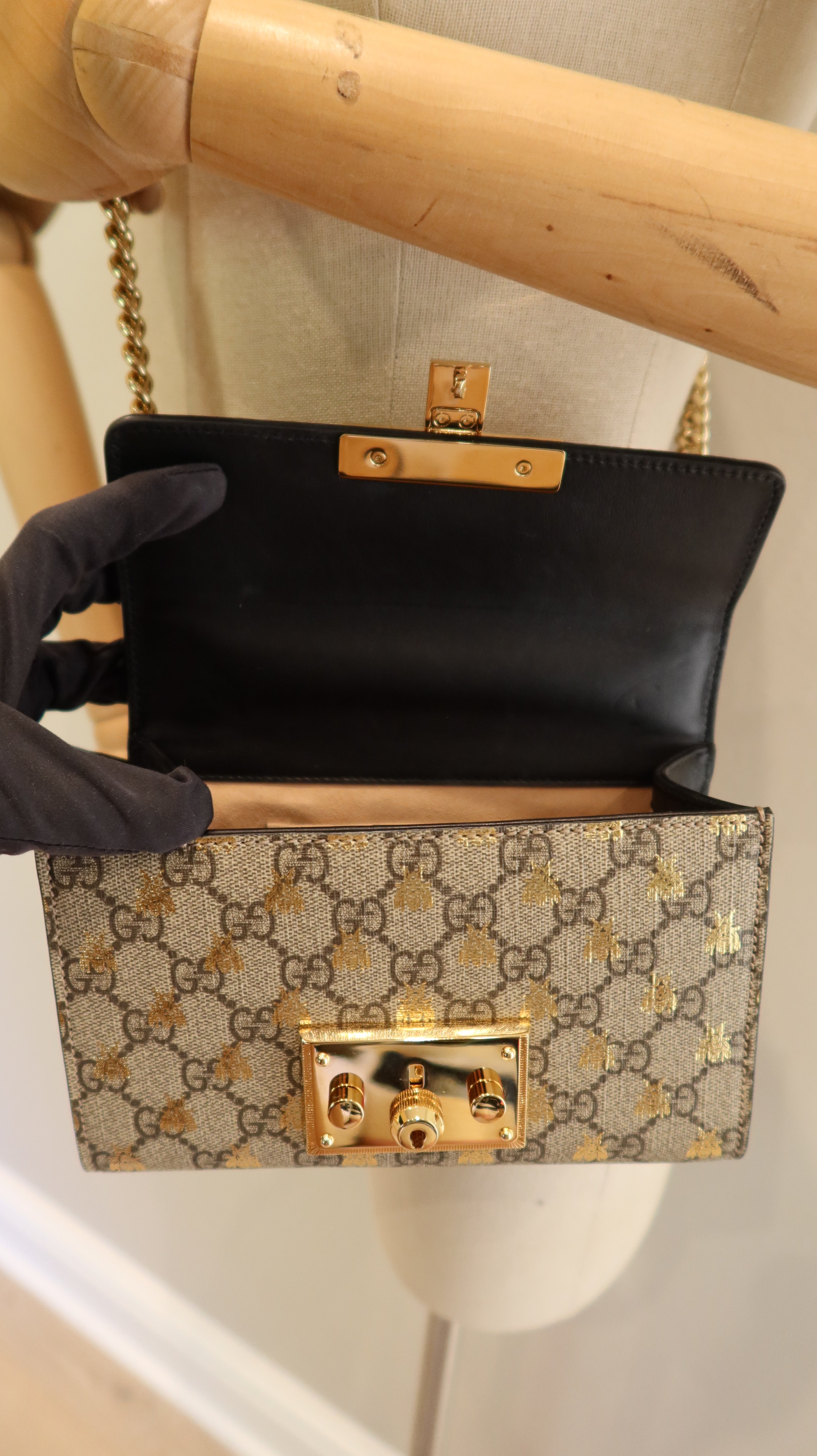 Gucci GG Supreme Padlock Bag