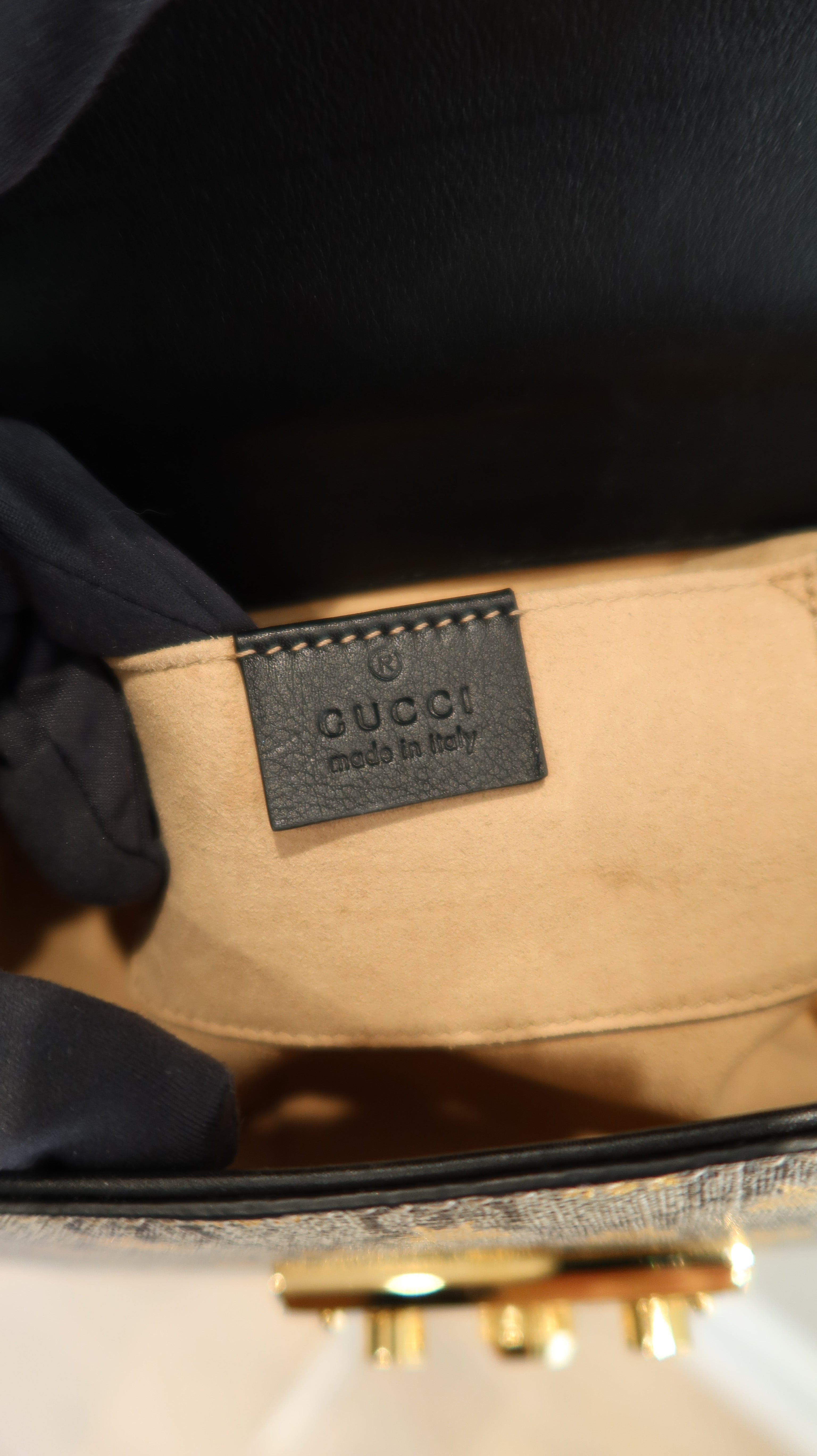 Gucci GG Supreme Padlock Bag