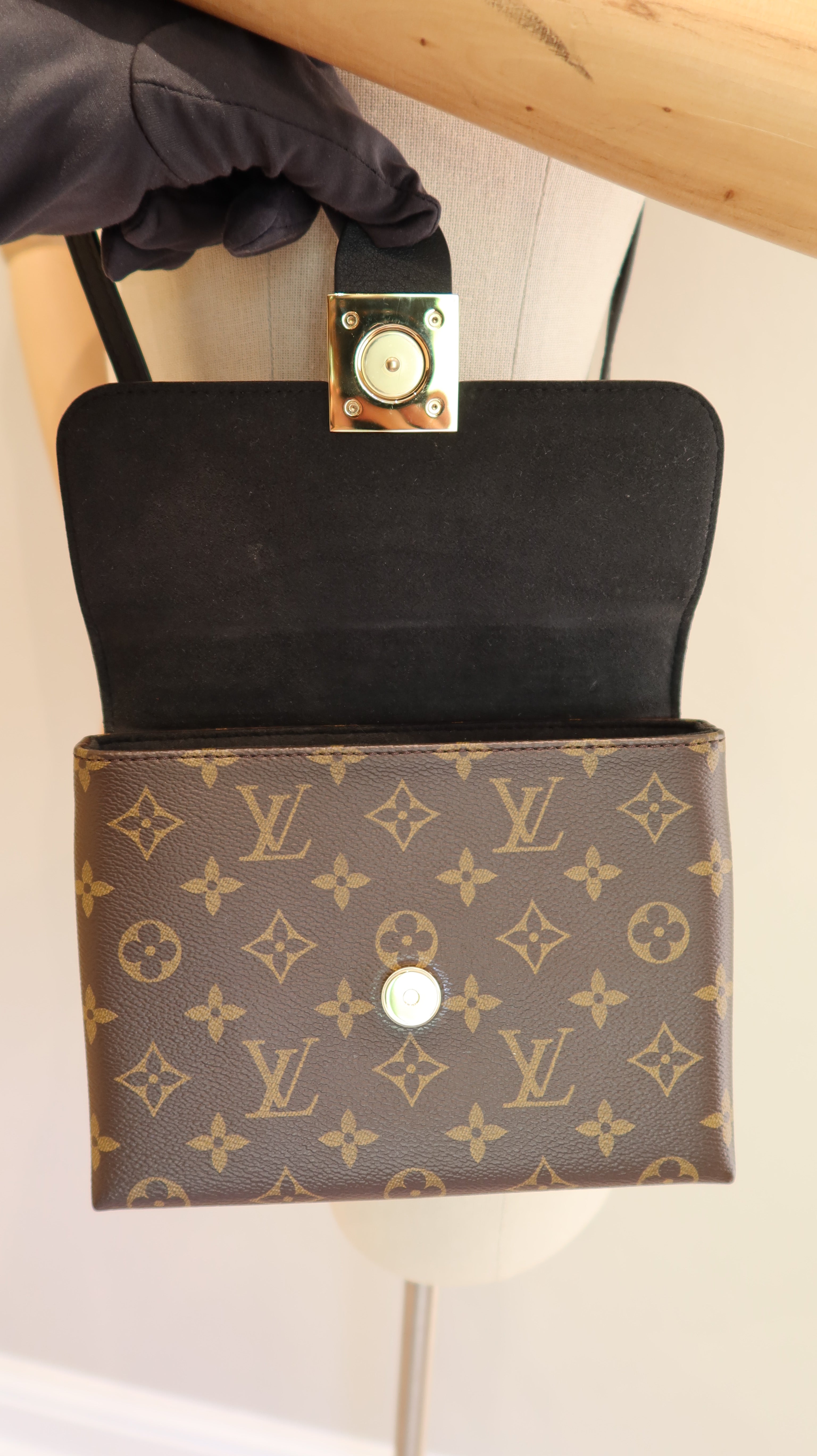 Louis Vuitton Locky BB Bag